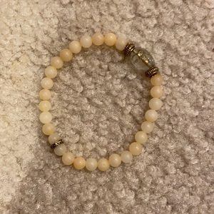 Beaded tan bracelet